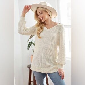 Filly Flair Cream V-Neck Sweater XL